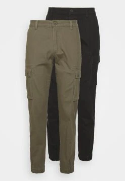 Pier One 2 Pack - Cargobroek - Olive/Black -Herenkleding 07d111b72b7b4304bcd405fc18ad6beb