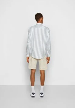 Pier One Overhemd -Light Blue/White -Herenkleding 11e4d79f744648cc9aef0b3334080fcb