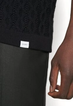 Les Deux Garrett Knitted Shirt - Vest - Black -Herenkleding 122010e3550c468d8f689dc7ef8244a6