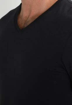 Pier One 2 Pack - T-Shirt Basic - Black -Herenkleding 144a18a099e5428c92602fed22a8b338