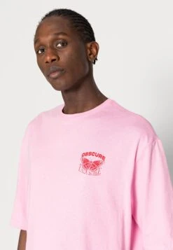 YOURTURN Nostalgia Future Tee Unisex - T-Shirt Print - Pink -Herenkleding 2c7e9a8267c24ab68707f78a01b1d56e