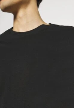 Pier One Pyjama - Black -Herenkleding 2d7a3bf373434ec99530f26b5c489aa6