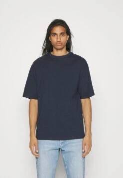 Herenkleding -Herenkleding 3a45bf4e9b6b4590a3261b663e6d5967