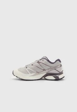 Salomon Xt-Pathway Unisex - Sneakers Laag - Ashes Of Roses/Moonscape/Vanilla Ice -Herenkleding 49fcd8e32baa4ce29b0e4634661310b6