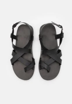 Pier One Teensandalen - Black 9 Pier One Teensandalen - Black -Herenkleding 6818b30d26474e658a275654bdec1e84