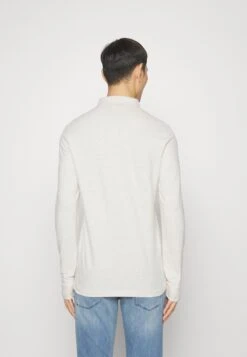 Boss Passerby - Poloshirt - Light Beige Seven 7 Boss Passerby - Poloshirt - Light Beige Seven -Herenkleding 68cd38f1a7374033b6cecc0e6d37bbb2