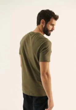 Pier One T-Shirt Print - Olive -Herenkleding 6fb2ad77028b4f02bc50300c3d6ad114