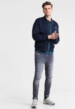 Herenkleding -Herenkleding 742544b8f6c84c80ab0e70cca0135587