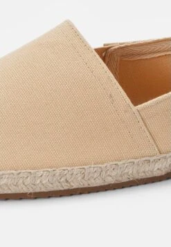 Pier One Rena Espadrille Unisex - Espadrilles - Beige -Herenkleding 7bf9f79cf7ad4df8a90b17f86d74fca8