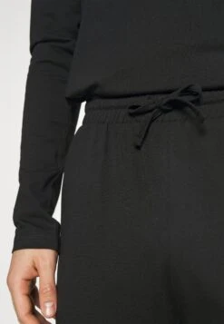 Pier One Pyjama - Black -Herenkleding 842cc55e81224f6ca06ad94aae25d25c