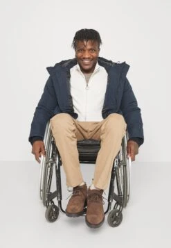 Pier One Vest - Off White -Herenkleding 90d97e053d224200bd224084b6e217cc