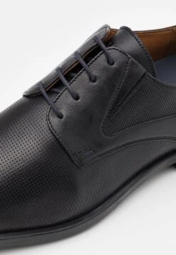 Lloyd Kelsan - Veterschoenen - Black/Pacific -Herenkleding aa46766fe4b84cc0a5e57a224a0443aa