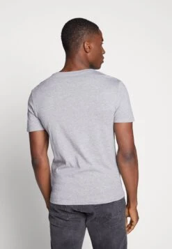 Pier One 3 Pack- T-Shirt Basic - Black, Grey, Green -Herenkleding b3e2272097fd45d28e31884f564c0681