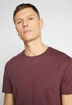 Pier One 3 Pack - T-Shirt Basic - Mottled Bordeaux/White/Blue -Herenkleding cff95dbc64f547b193a52d13e024d737