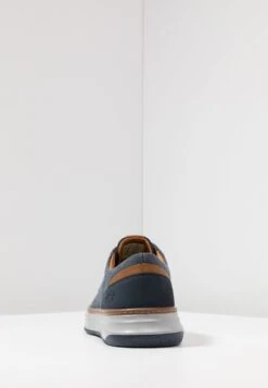 Skechers Moreno - Sneakers Laag - Navy -Herenkleding daece2f6bdc74f978162e9606f469fe1
