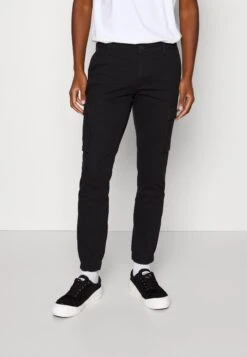 Pier One 2 Pack - Cargobroek - Olive/Black -Herenkleding e0bf2536d5a04652937019f4273abb8d